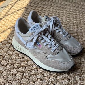 Autry Reelwind beige and white